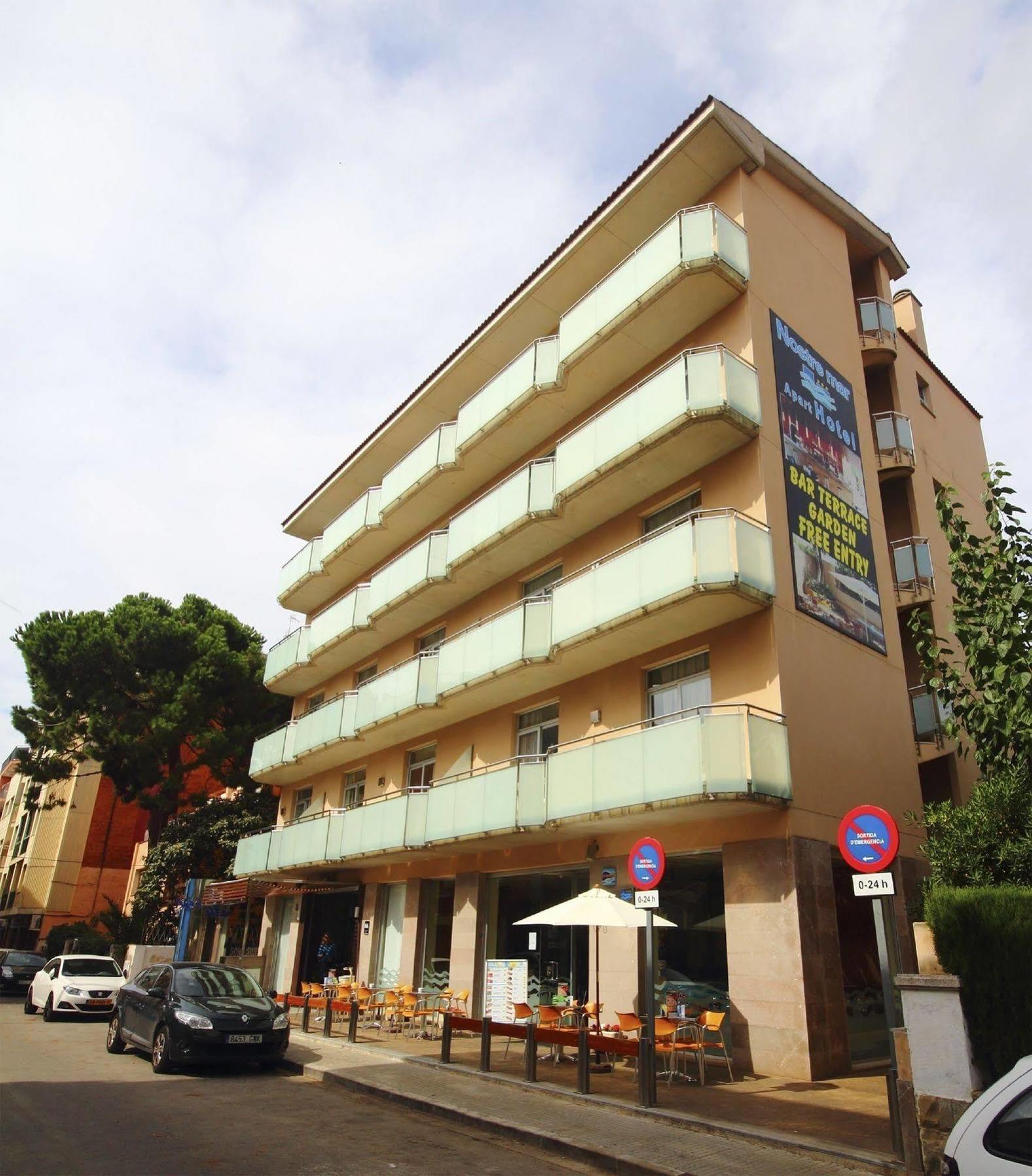 Aqua Hotel Nostre Mar Apartments Pineda de Mar Luaran gambar